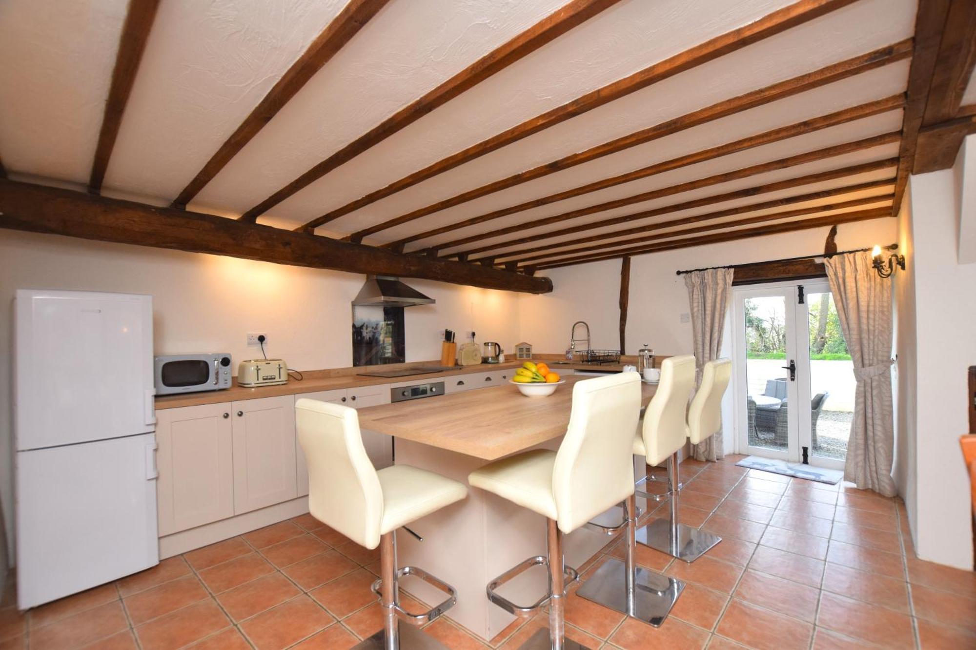 Award Winning Lower Whitsleigh Farm Cottage Roborough Exterior photo